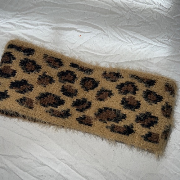 Crown and Ivy sweater headband leopard one size - Picture 7 of 7